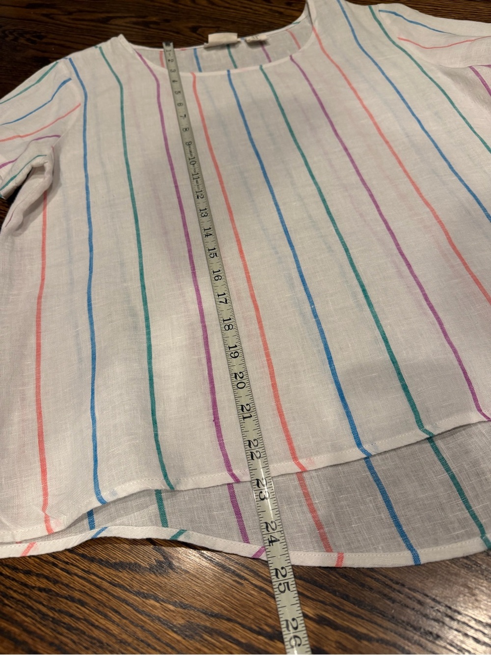 Christian Siriano White Short-Sleeve Blouse with Multicolor Vertical Stripes - Picture 4 of 5